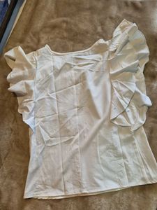 Chic White Ruffle Sleeve Top
