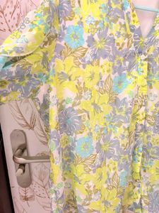 Vero Moda Floral Print Ruffle Sleeve Top