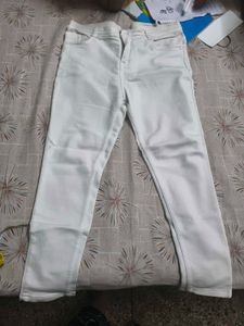 Classic White  Jeans in 34 Waist