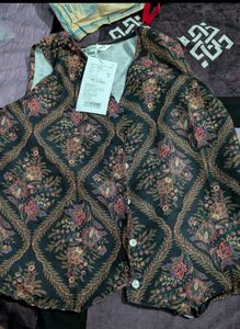 Sleeveless Printed Button-Up Top