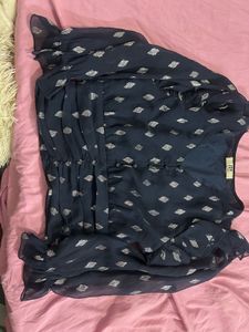 Elegant Navy &amp; Silver Diamond Print Blouse