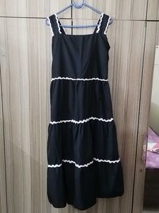 Chic Black Tiered Dress