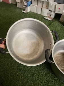 Large Aluminum Cooking Pot