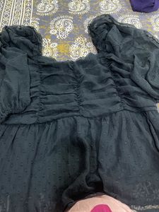 Chic Ruched Puff Sleeve Top