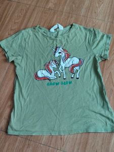 Cute Unicorn Graphic T-Shirt