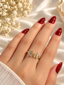 Sparkling Cluster Anti Tarnish Ring