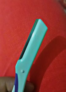 BombAe Face Razor for Women - Packing of 3