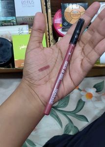 Mars Edge of Desire Lip Liner
