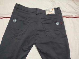 offer 🎁 Men's Dark Grey Slim Fit Chino Trousers