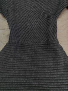 y2k ribbed grey sweater