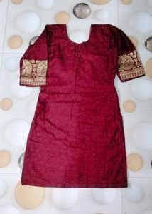 Maroon garara suit without dupatta