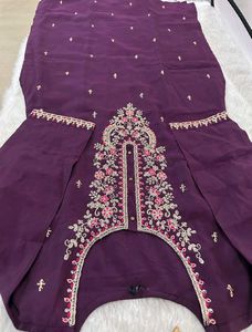 Embroidered Kurta Set