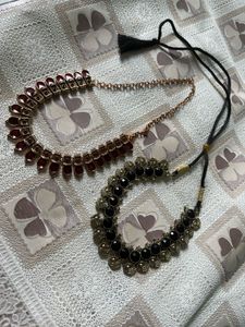 2 beautiful Chockers✨