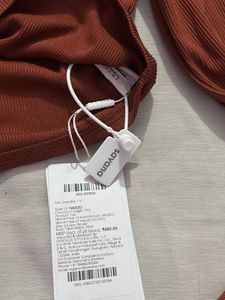 Ribbed Square Neck Long Sleeve Crop Top