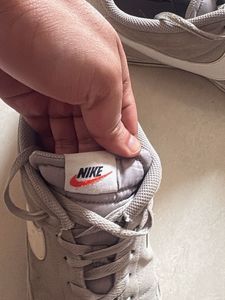 Nike Grey Sneaker