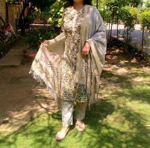 Elegant Floral Kurta Set with Dupatta