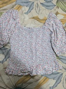 Floral Smocked Puff Sleeve Top