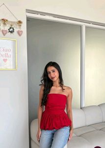 Chic Red Strapless Peplum Top