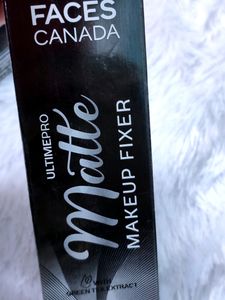 Combo Faces Canada Makeup Fixer