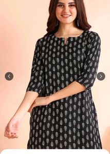 Stylish Black Kurta with Leaf Print
