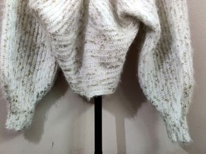 Premium women's Lia Sweater crochet