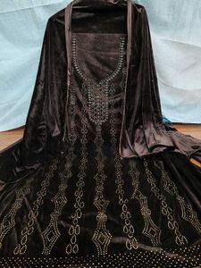 Unstitched Velvet Suit Siroski Work