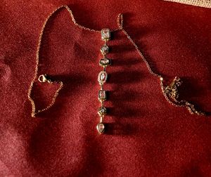 Anti tarnish Elegant Gemstone Pendant Necklace