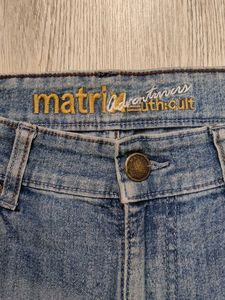Ma3752 Matrix jeans waist 32 inches