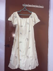 Cream Floral Print Maxi Dress