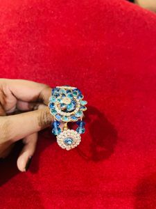 Stunning Blue Stone Bracelet new with tag