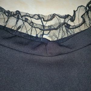 NET NECK CROP BLACK TOP