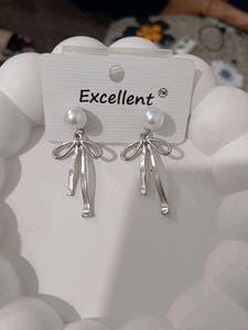 Elegant Pearl Bow Drop Earrings