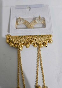 Elegant Gold Plated Jhumka Earrings
