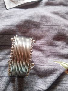 Silver Tone Bangle Set