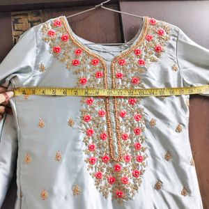 New Kurta With Dupatta, Bottom Not Available