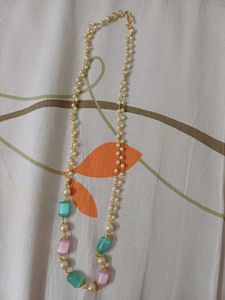 Elegant Pearl and Gemstone Necklace Set