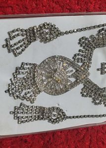 Sparkling Silver Jewelry Set