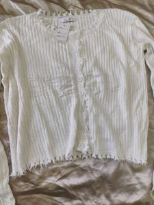 Chic White Button-Up Cardigan - Free Size