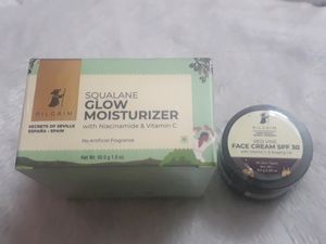 Pilgrim Squalane Glow Moisturizer And Red Vine Fac