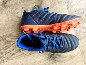 smart Kipsta Football shoes