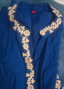 Elegant Blue Embroidered Kurta