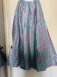 Beautiful Teal &amp; Pink Printed Ethnic Skirt