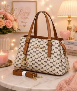 Michael Kors Signature Tote Bag