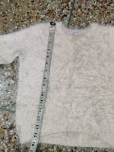 wool sweatshirt  puffy jaisi ... Combo