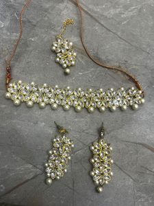 Stunning Kundan & Pearl Necklace Set