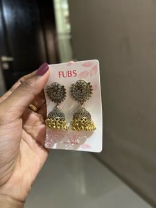 Women’s Earrings Bundle – 6 Pairs