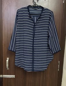 Striped V-Neck 3/4 Sleeve Top