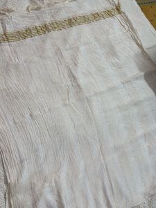 Elegant White Dupatta with Gold Accents