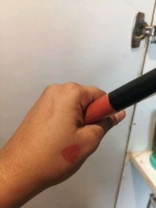 Blue Heaven &amp; Zudio Lipsticks Bundle