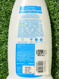 Mamaearth Baby DermaSoft Head to Toe Wash